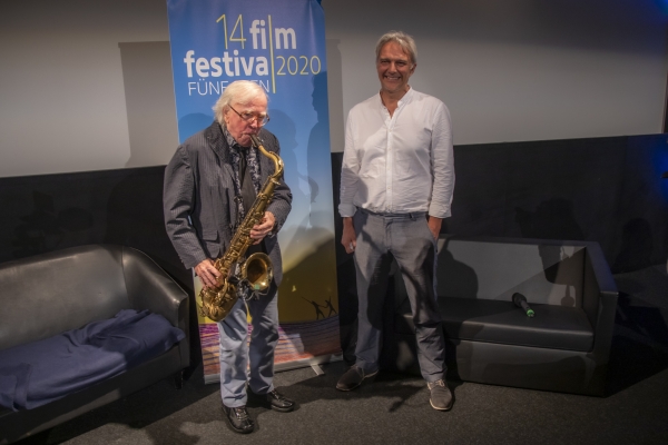 Klaus Doldinger, Matthias Helwig (Intendant FSFF) (© Jörg Reuther)